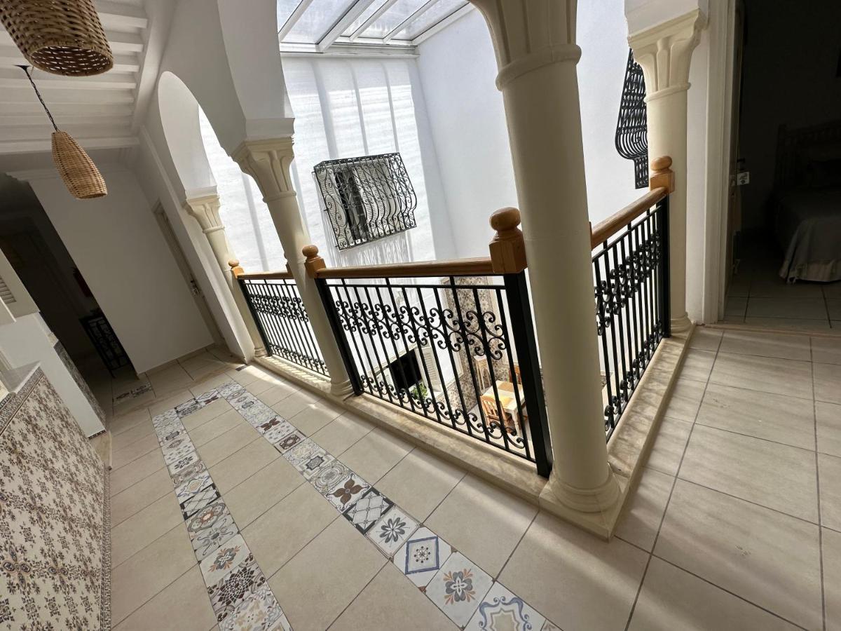 Hotel Dar Al Madina マーディア エクステリア 写真