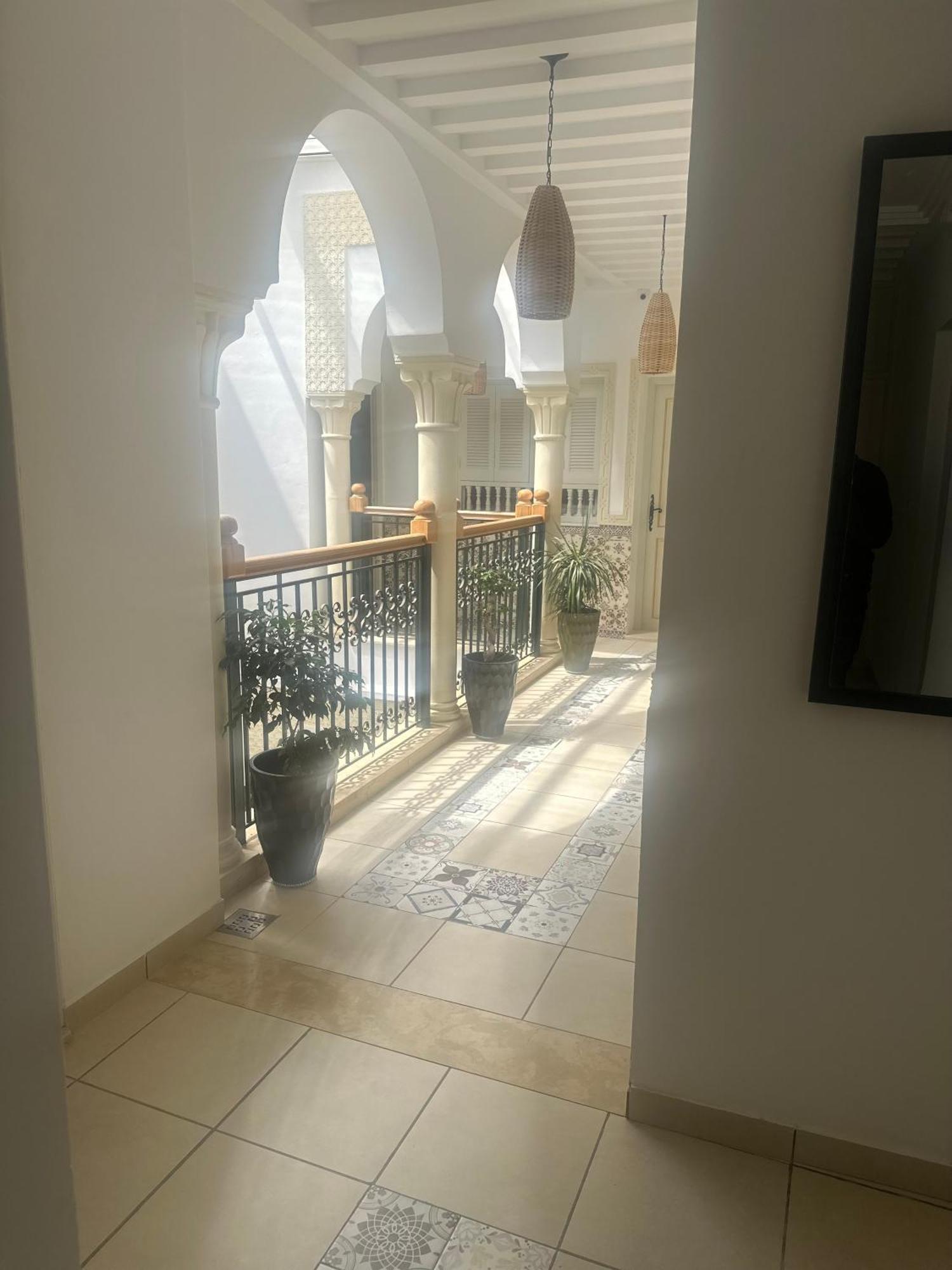 Hotel Dar Al Madina マーディア エクステリア 写真
