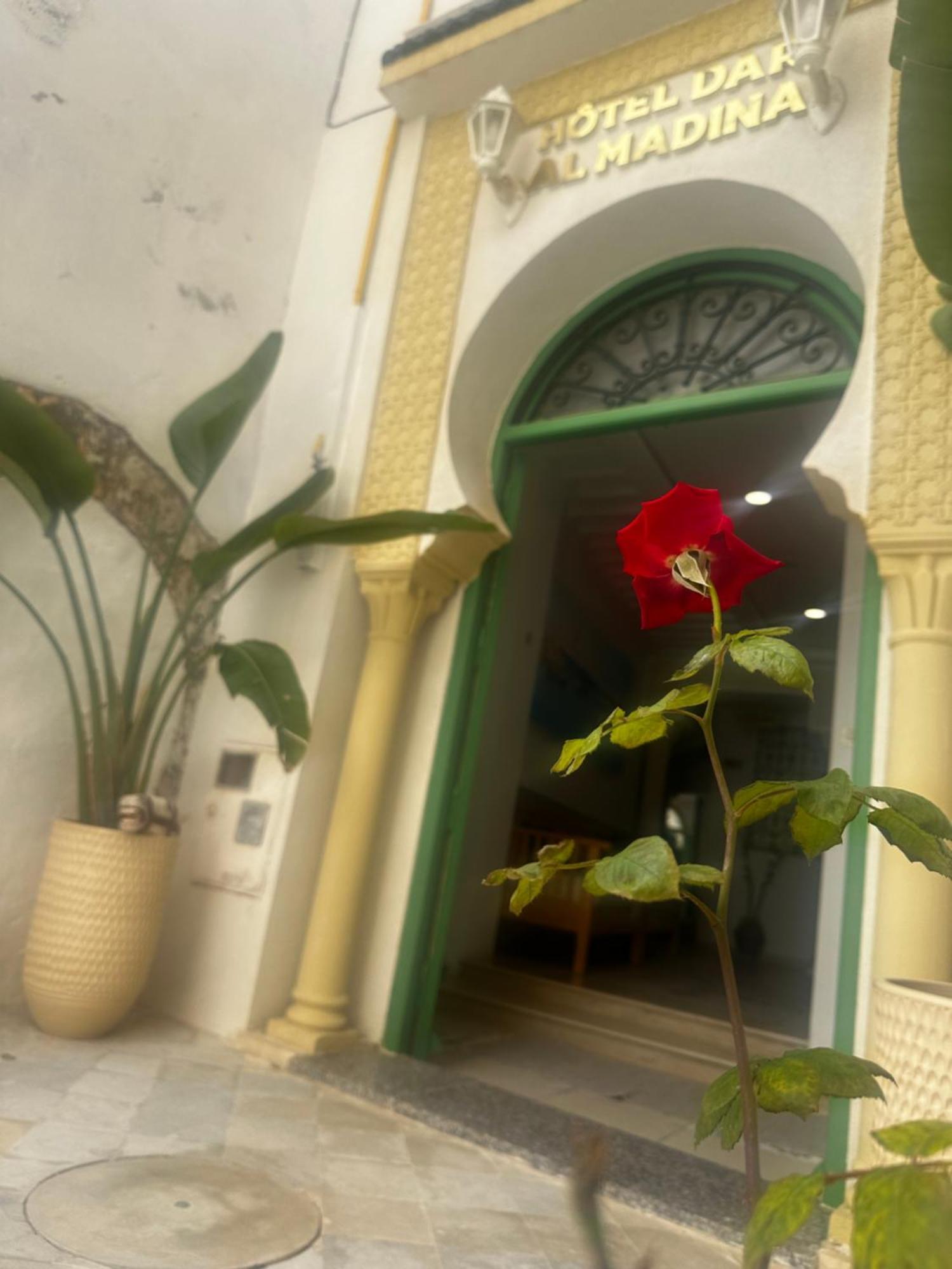 Hotel Dar Al Madina マーディア エクステリア 写真